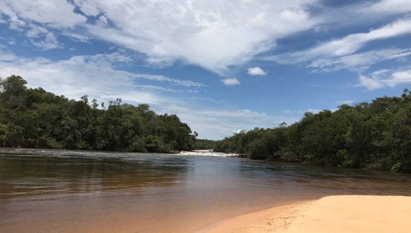  Prainha do Rio Novo